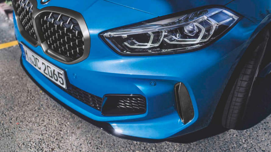 Imagine cu grila frontală BMW Seria 1 Imagine cu grila frontală BMW Seria 1